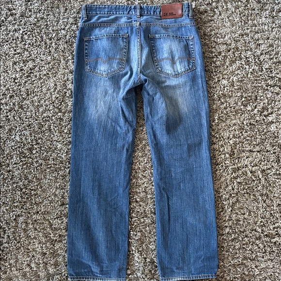 Hugo Boss Relaxed Jeans - Picture 2 of 7